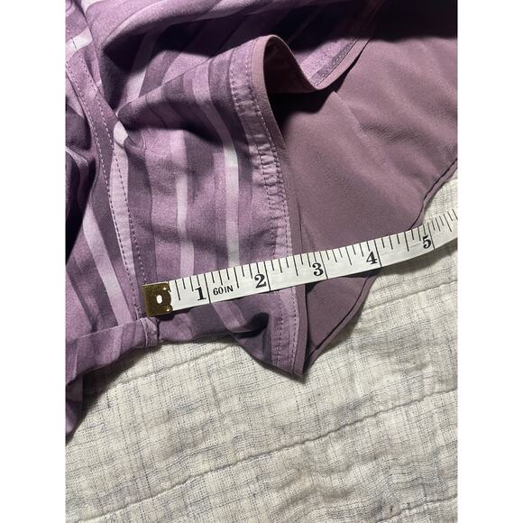 Lululemon Choose a Side Shorts Womens Size 8 Reversible Purple Athletic Run - Picture 7 of 10